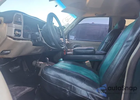 1996 Chevrolet Gmt-400 K1500 z USA, uszkodzony, nr VIN 2GCEK19R7T1103903